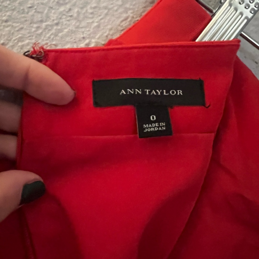 Red Bow Pencil Skirt - Picture 5 of 5